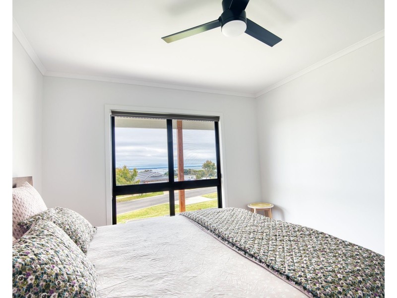 12 Kyema Crescent, San Remo VIC 3925