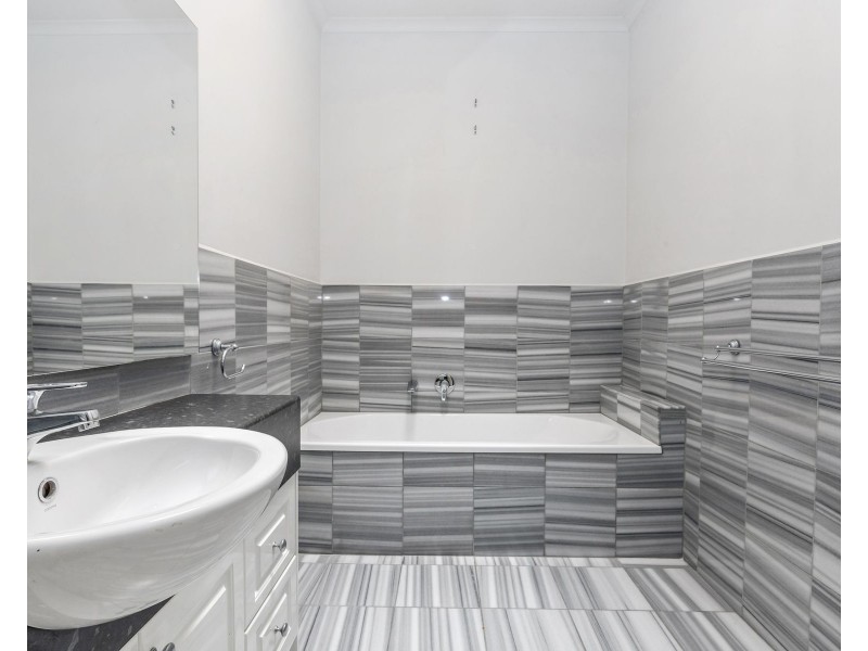 1/273 Bayview Road, Mccrae VIC 3938