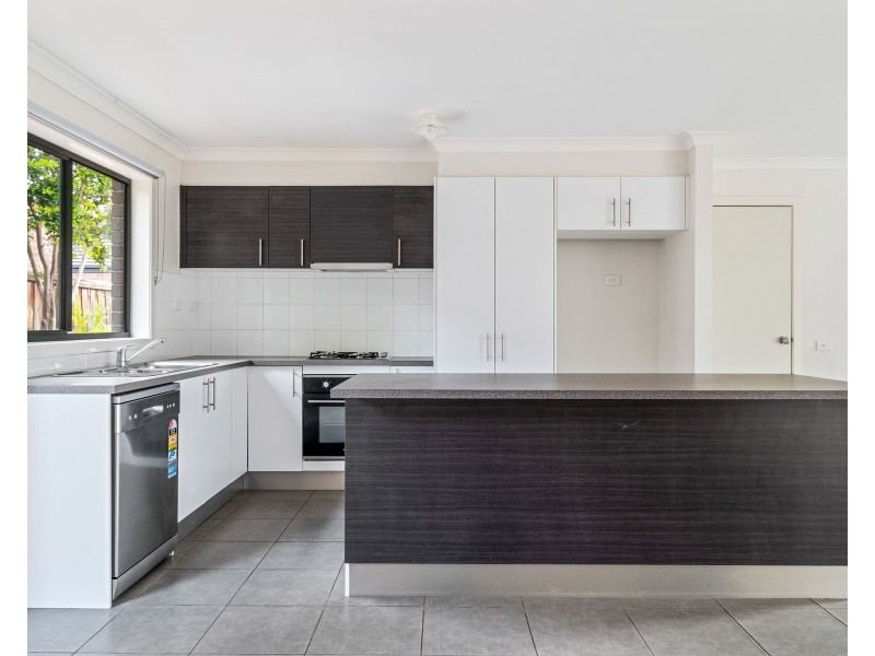 6 Twigrush Place, Brookfield VIC 3338