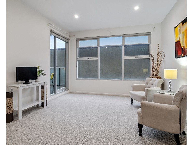 211/339-345 Mitcham Road, Mitcham VIC 3132