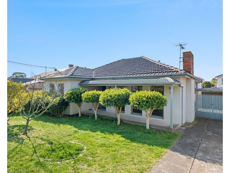 10 Donald Street, Sunshine VIC 3020