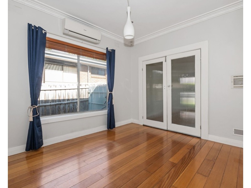 10 Donald Street, Sunshine VIC 3020