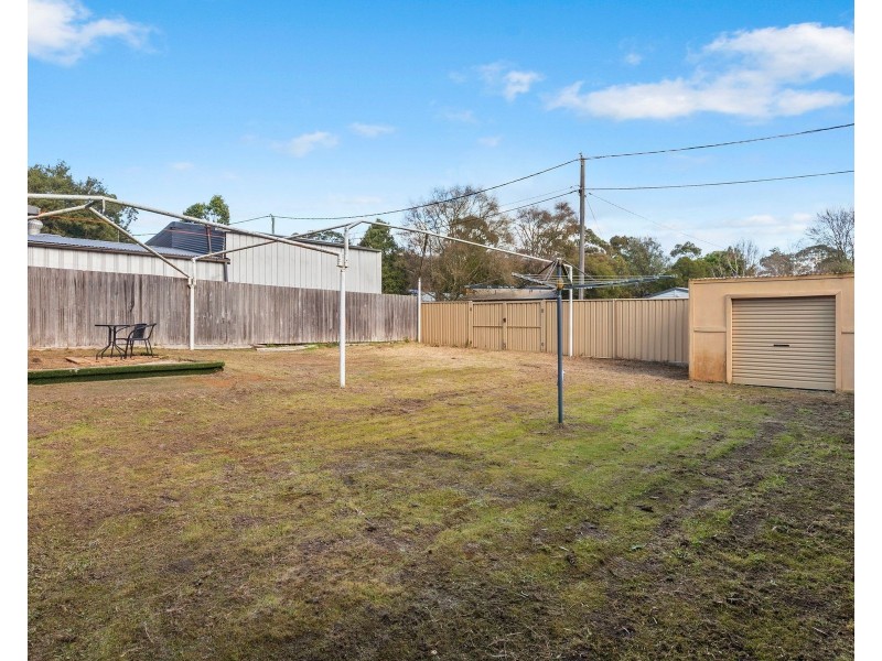 4 Bluegum Drive, Badger Creek VIC 3777