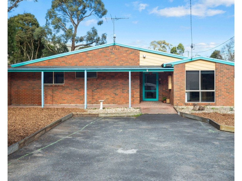 4 Bluegum Drive, Badger Creek VIC 3777
