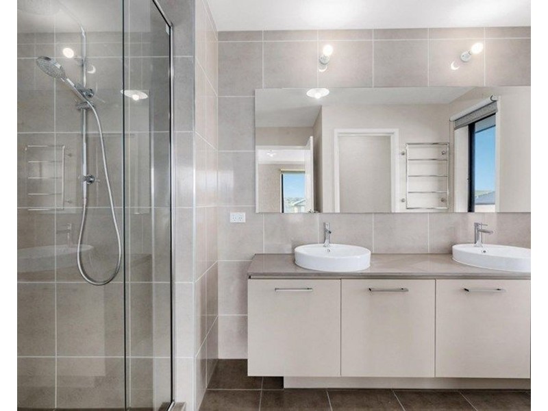 27 Black Braes Boulevard, Mernda VIC 3754
