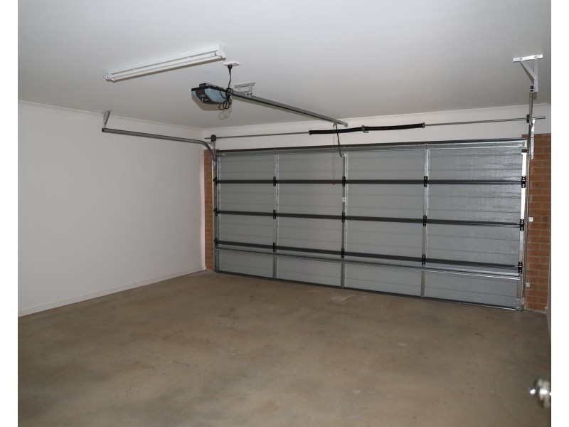 35 Ajay Way, Kurunjang VIC 3337