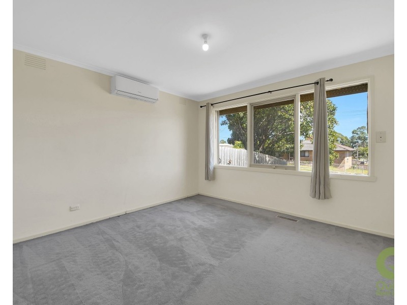 35 Eagle Drive, Noble Park North VIC 3174