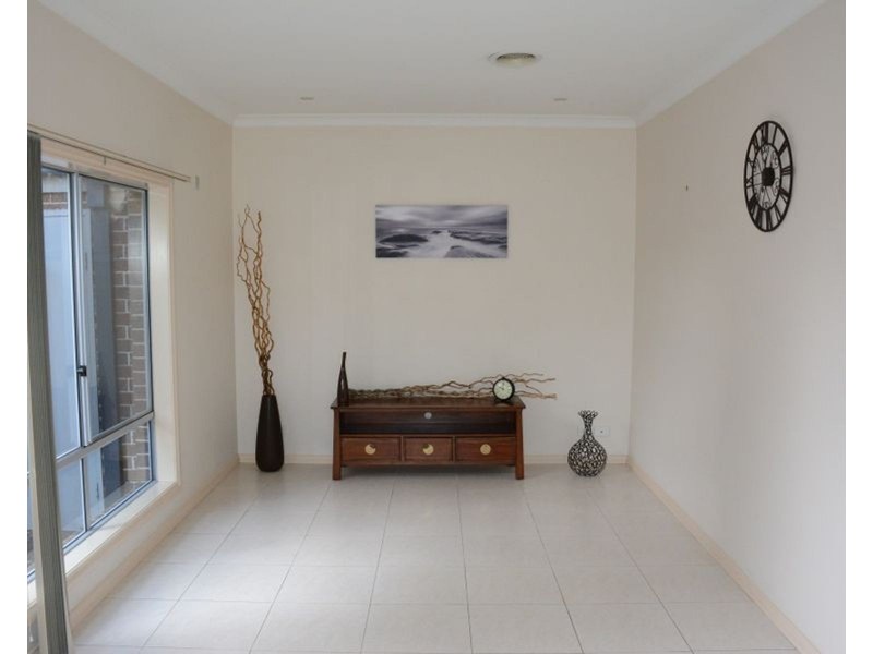 6/64-66 Orrong Avenue, Reservoir VIC 3073