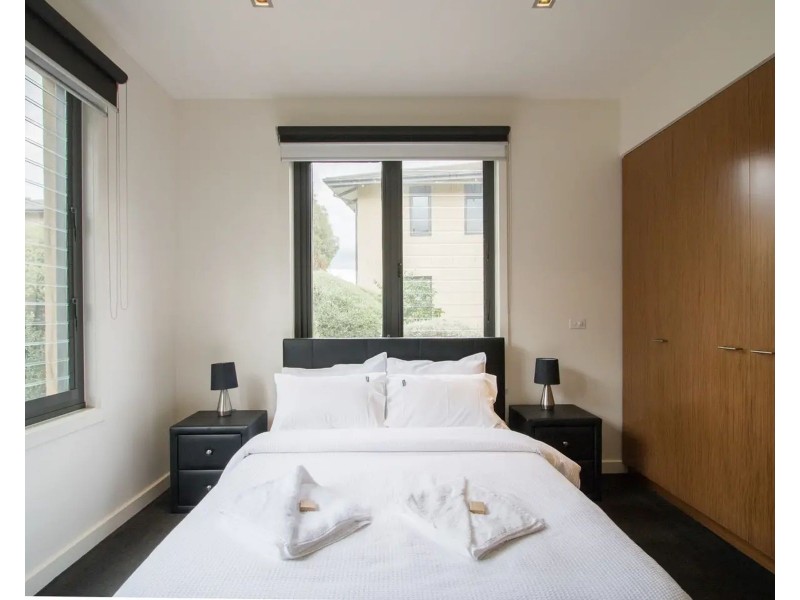 26 Oak Court, Chirnside Park VIC 3116