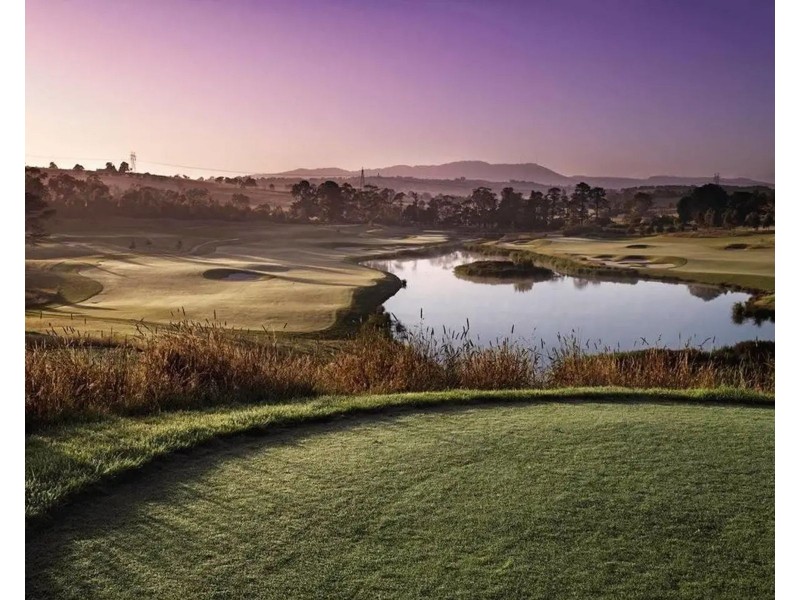 26 Oak Court, Chirnside Park VIC 3116