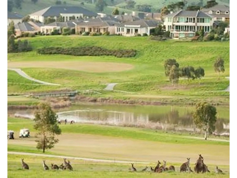 26 Oak Court, Chirnside Park VIC 3116