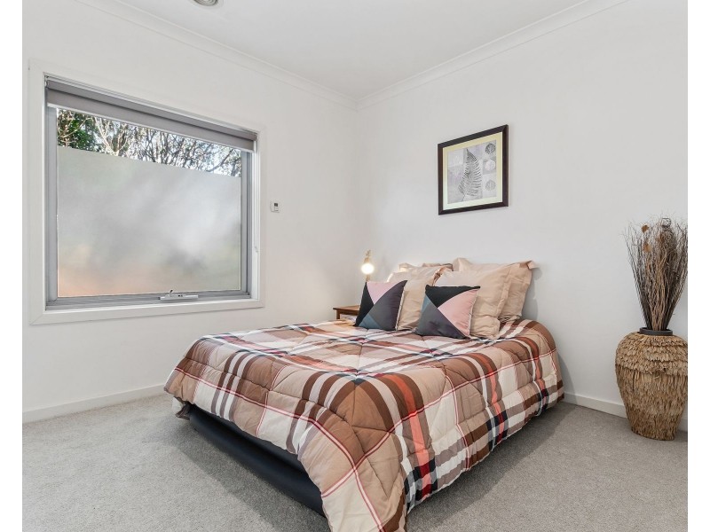 2/350 Somerville Road, West Footscray VIC 3012
