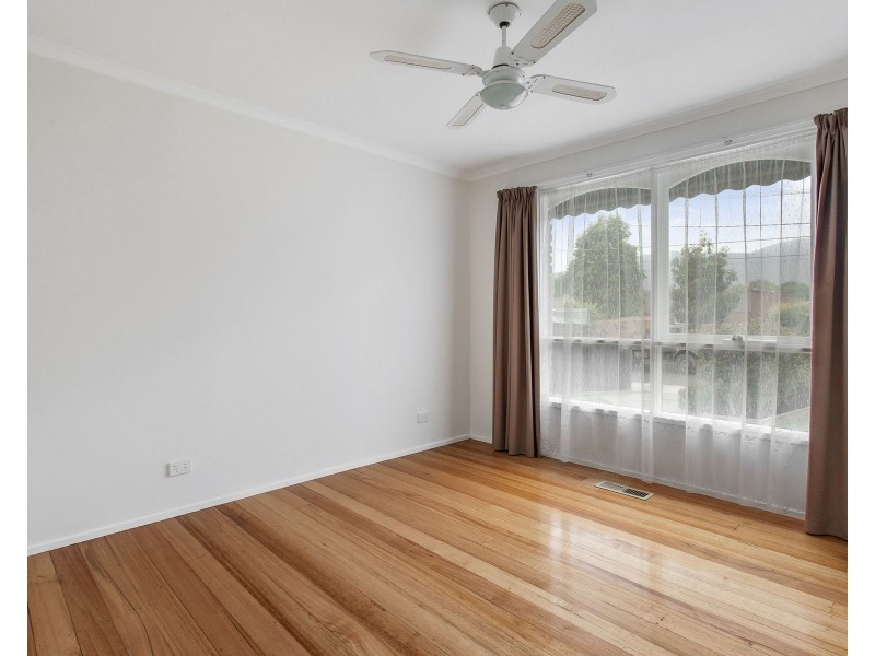 13 Nairana Court, Ferntree Gully VIC 3156