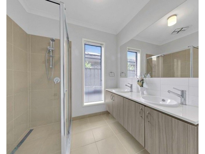 31 Springbank Road, Wollert VIC 3750