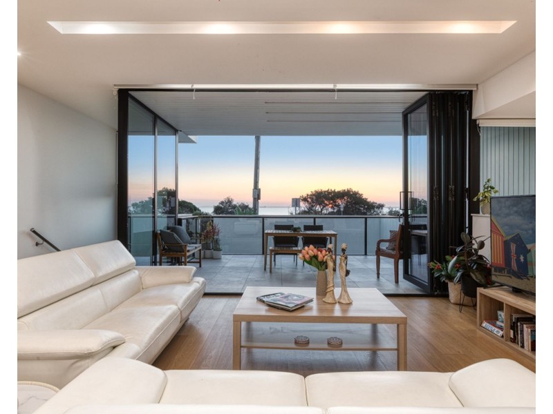 62B ESPLANADE, Brighton VIC 3186