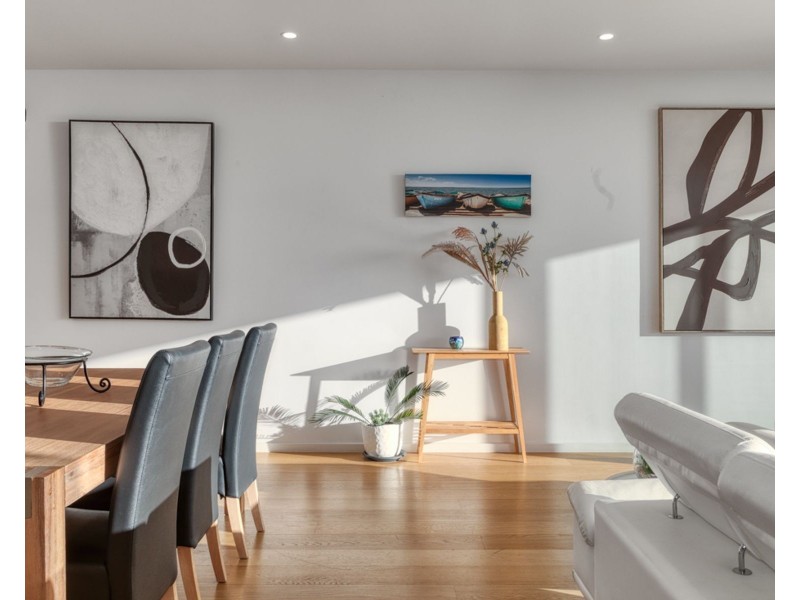 62B ESPLANADE, Brighton VIC 3186