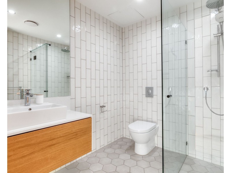 62B ESPLANADE, Brighton VIC 3186