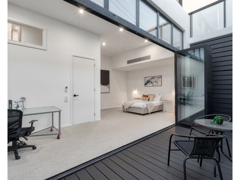 62B ESPLANADE, Brighton VIC 3186