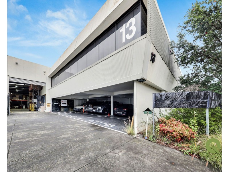 13 Terra Cotta Drive, Blackburn VIC 3130