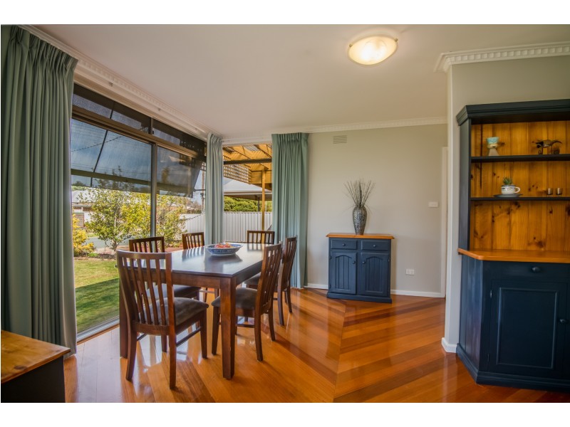 22 BALMORAL STREET, Kialla VIC 3631