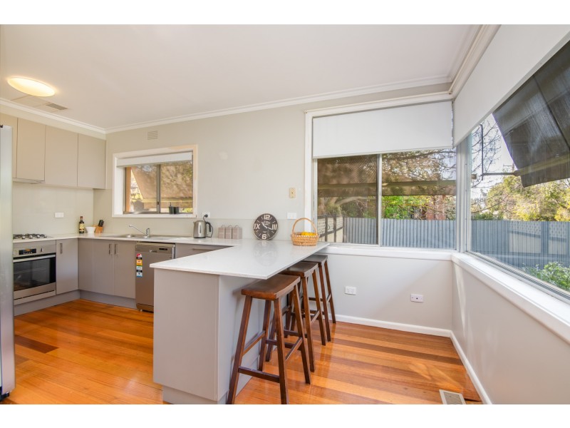 22 BALMORAL STREET, Kialla VIC 3631