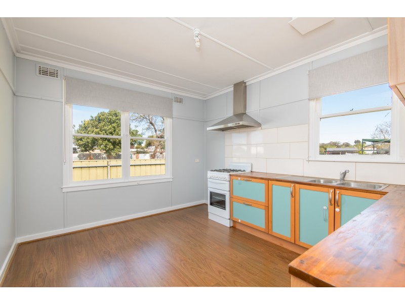 68 NEWTON STREET, Shepparton VIC 3630