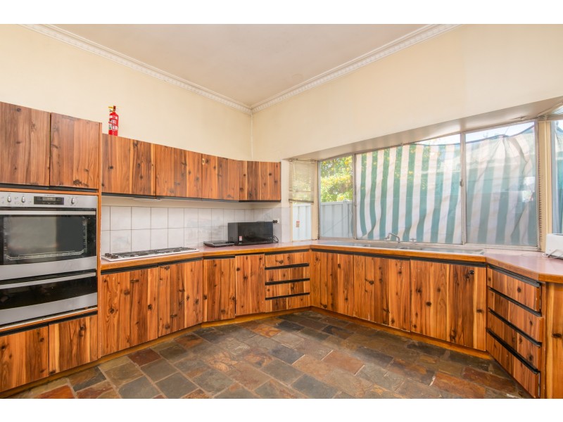 214 BALACLAVA ROAD, Shepparton VIC 3630