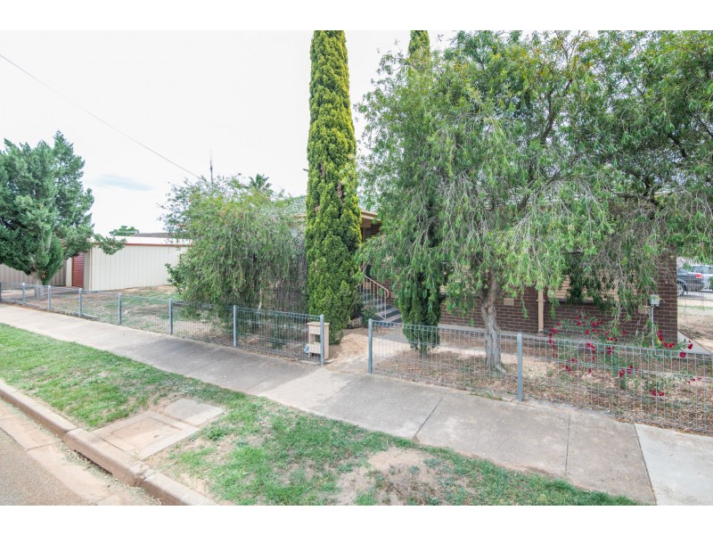 1 TYQUIN STREET, Shepparton VIC 3630