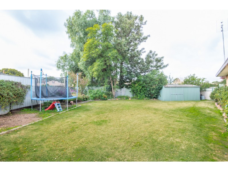 36 BAKER CRESCENT, Mooroopna VIC 3629