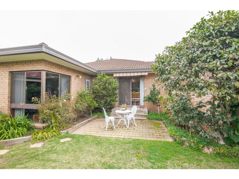 36 BAKER CRESCENT, Mooroopna VIC 3629