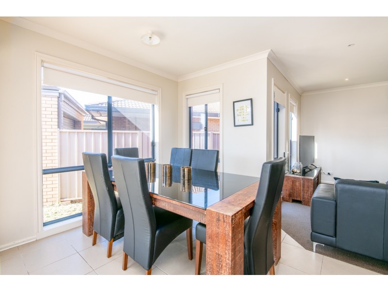 38 BAKER CRESCENT, Mooroopna VIC 3629