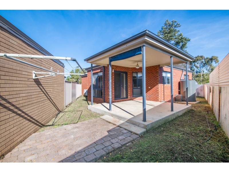 38 BAKER CRESCENT, Mooroopna VIC 3629