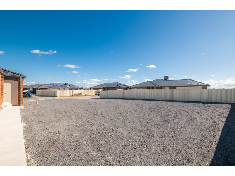 11 Stirling Court, Shepparton VIC 3630