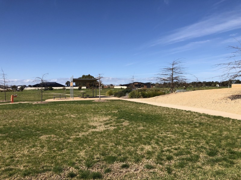 1 MERAN COURT, Kialla VIC 3631