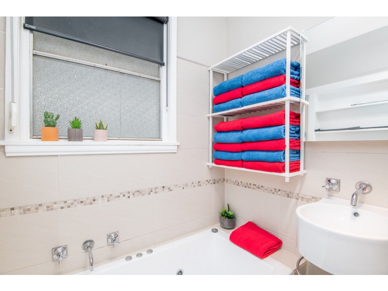 41 CAMERON AVENUE, Shepparton VIC 3630