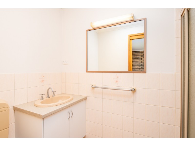 1/48 WATTLE DRIVE, Numurkah VIC 3636