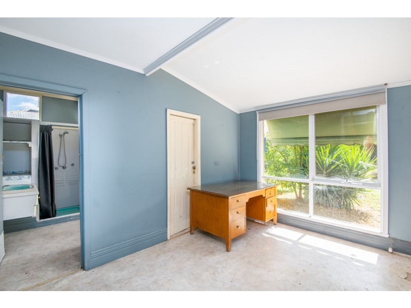 16 Victoria Street, Tallygaroopna VIC 3634