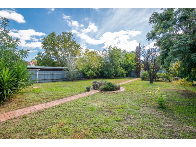 16 Victoria Street, Tallygaroopna VIC 3634