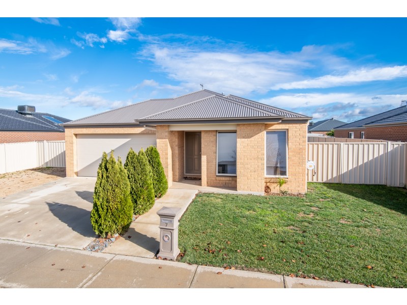 7 Wollemi Drive, Shepparton North VIC 3631