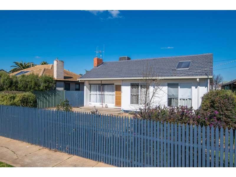 30 Cameron Avenue, Shepparton VIC 3630