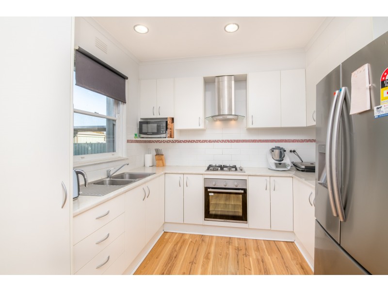 30 Cameron Avenue, Shepparton VIC 3630