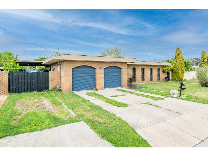 33 Nicholls Avenue, Shepparton VIC 3630