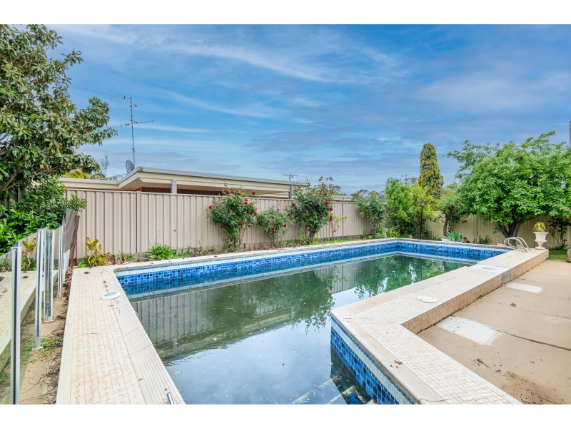 33 Nicholls Avenue, Shepparton VIC 3630