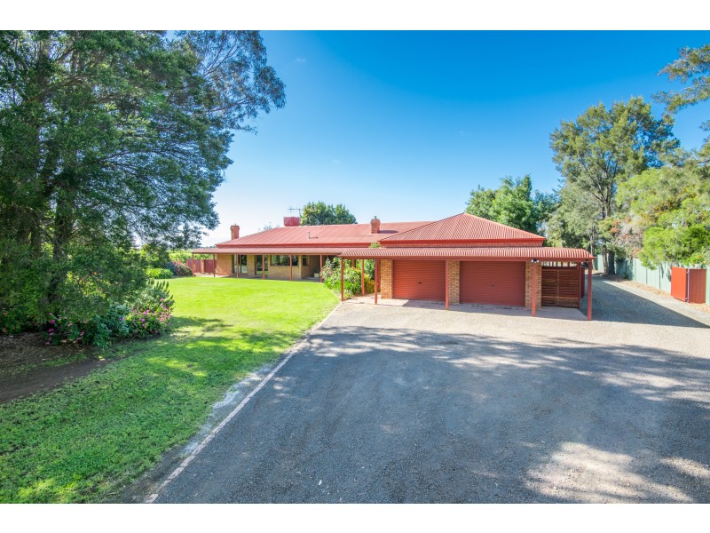 300 Old Dookie Road, Shepparton East VIC 3631