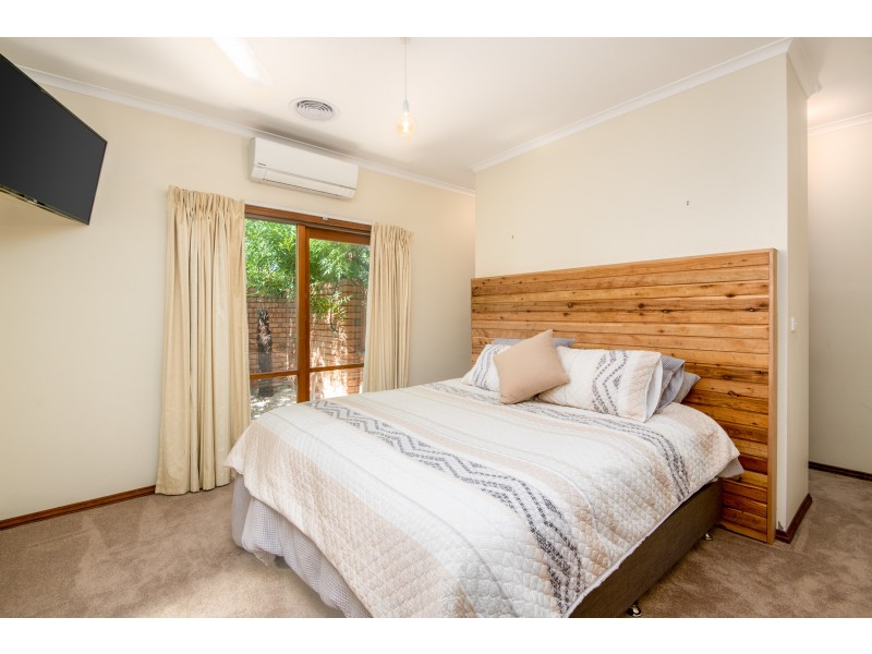 300 Old Dookie Road, Shepparton East VIC 3631