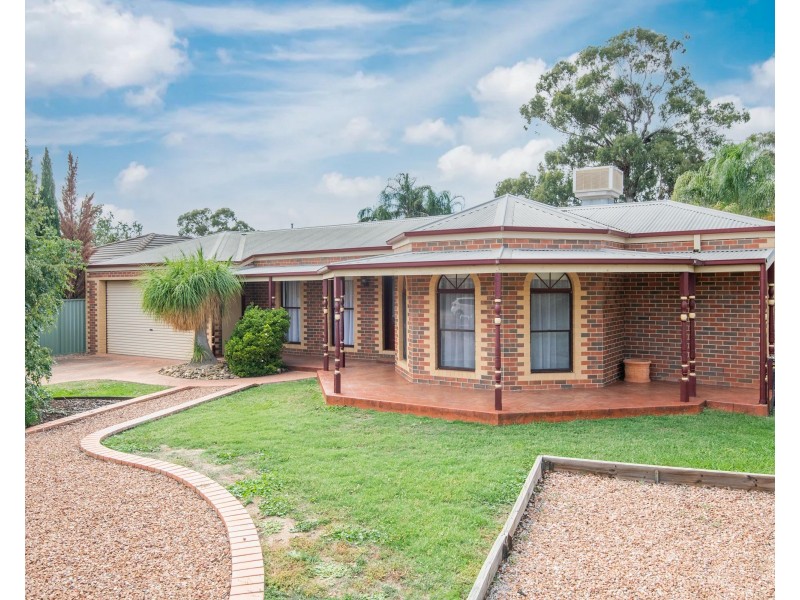 4 Menzies Crescent, Shepparton VIC 3630