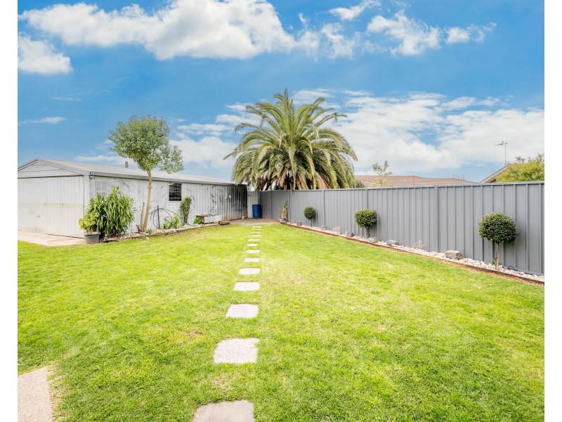 8 Davis Court, Shepparton VIC 3630