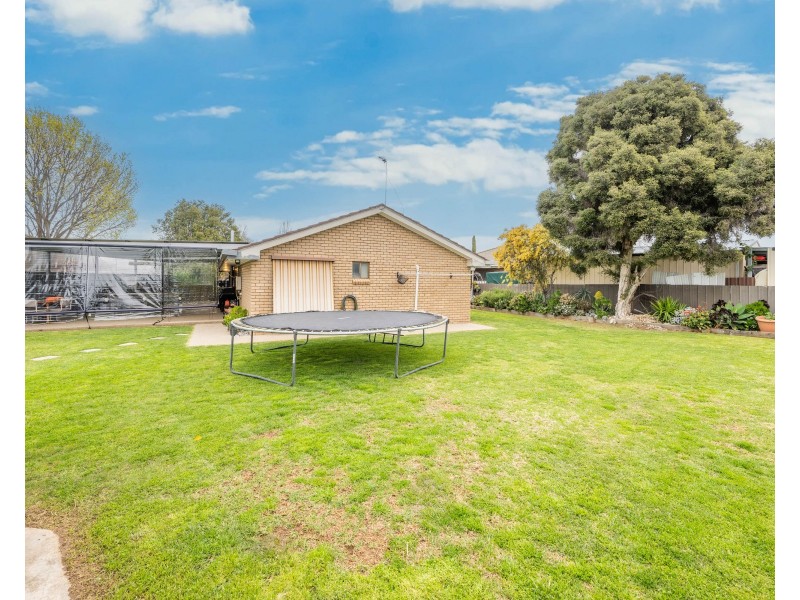 8 Davis Court, Shepparton VIC 3630