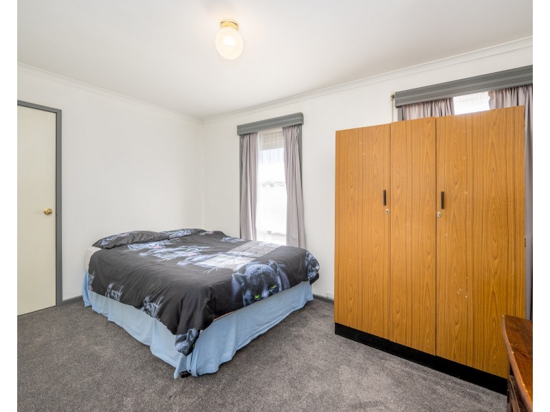 19 Hampshire Crescent, Shepparton VIC 3630