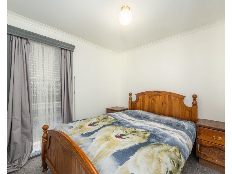 19 Hampshire Crescent, Shepparton VIC 3630